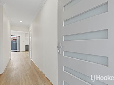 21D Burton St, Bentley WA 6102