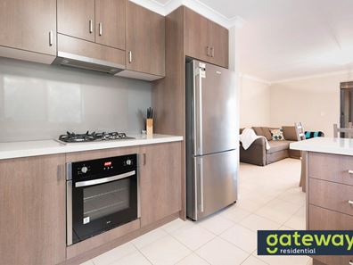 4/3 Minori  Gardens, Yangebup WA 6164
