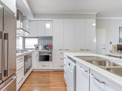 234A Seville Drive, Seville Grove WA 6112