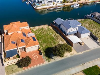 64 Sandpiper Island Retreat, Wannanup WA 6210
