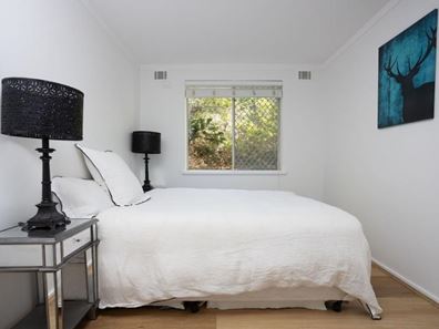 4/9 Freshwater Parade, Claremont WA 6010