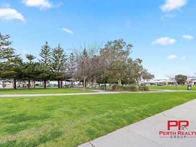 63 Fairbourne Approach, Butler WA 6036