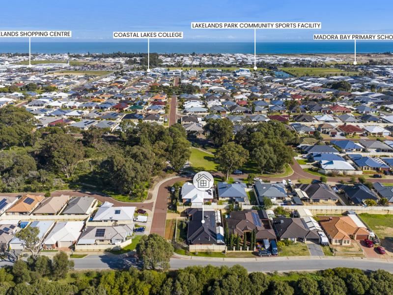 7 Adela Bend, Lakelands