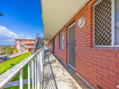 25/75 Phoenix Road, Spearwood WA 6163