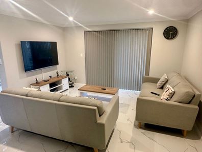 8 Blakey Way, Ellenbrook WA 6069