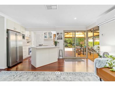 7/11 Francis Road, Applecross WA 6153
