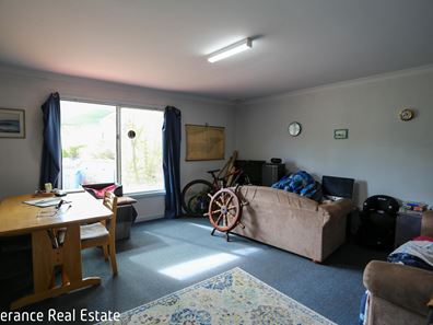 2 Hartfield Place, Nulsen WA 6450