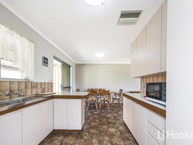 5 Tiverton Street, Lynwood WA 6147