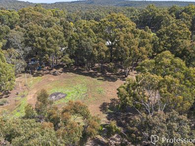 4 Hibbertia Court, Jarrahdale WA 6124