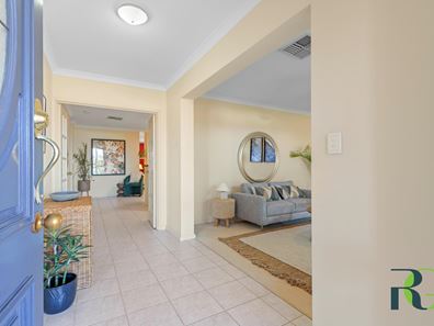 11B Kitchener Road, Melville WA 6156