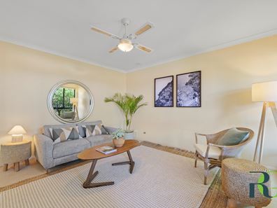 11B Kitchener Road, Melville WA 6156