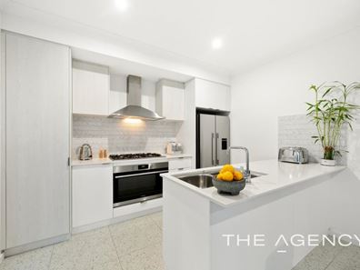 51 Wintergreen Crescent, Treeby WA 6164