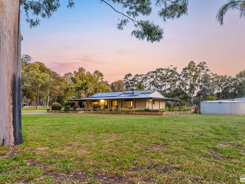 20 Tiara Court, Darling Downs