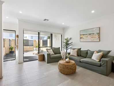 4A Cromer Grove, Kallaroo WA 6025
