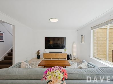 11C Farris Place, Innaloo WA 6018