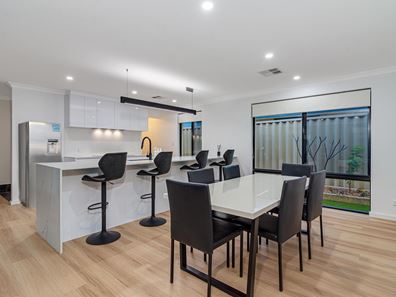 5 Cardross Gardens, Butler WA 6036