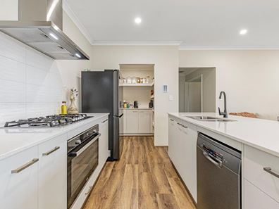 22 Slipstream Road, Brabham WA 6055