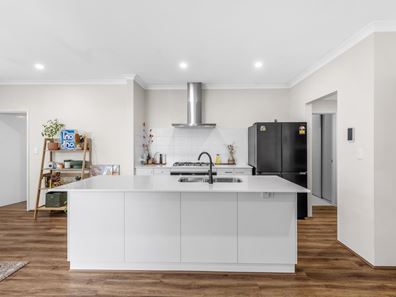 22 Slipstream Road, Brabham WA 6055