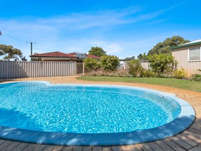11 Dargin Way, Rockingham WA 6168