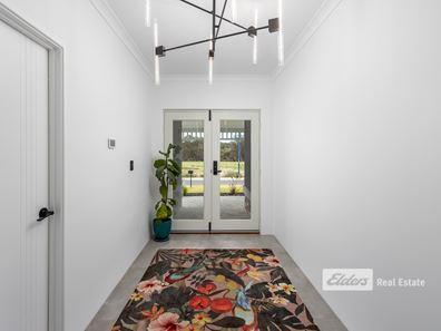 55 Oakridge Road, Australind WA 6233