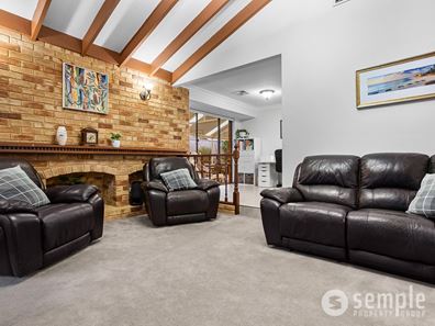 33 Pelican Ramble, Yangebup WA 6164