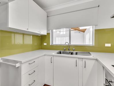 36 Parmelia Way, Madora Bay WA 6210