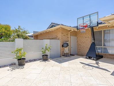 3A Larkfield Vista, Woodvale WA 6026
