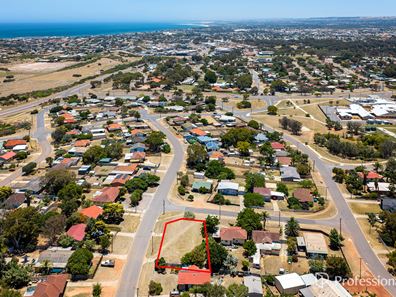 2 Hebe Street, Rangeway WA 6530