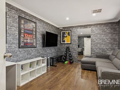 11 Mccallum Parkway, Bertram WA 6167