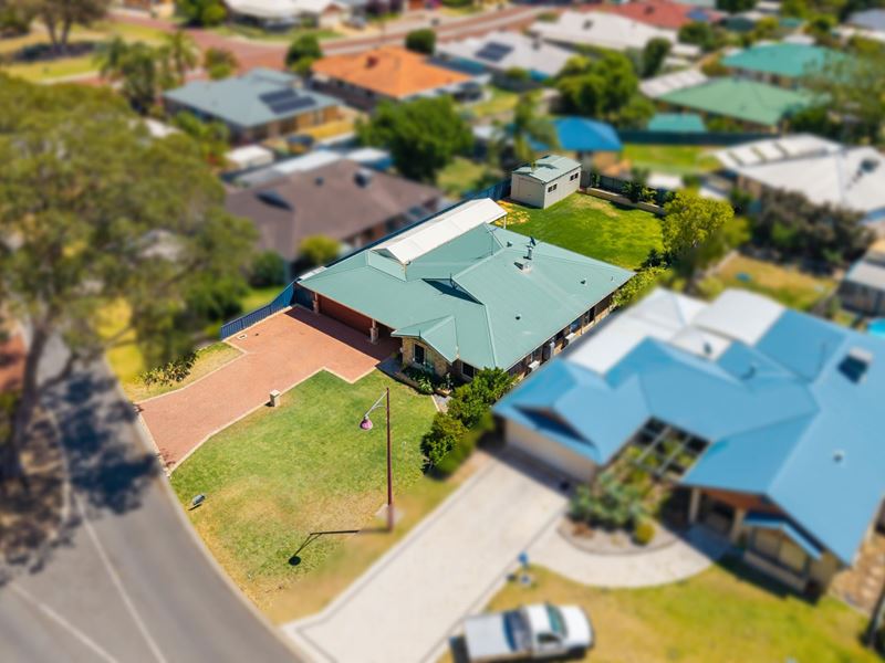 6 Suncrest Meander, Meadow Springs