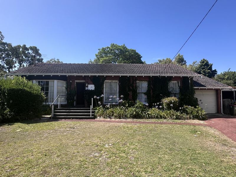 15 Read Place, Dianella