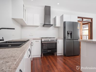 17 Rifle Range Road, Rangeway WA 6530