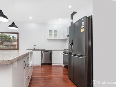 17 Rifle Range Road, Rangeway WA 6530