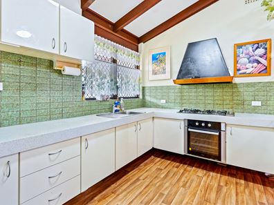 15 Dadger Street, Dudley Park WA 6210