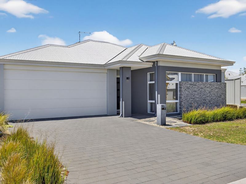 23 Lowlands Avenue, Eglinton WA 6034