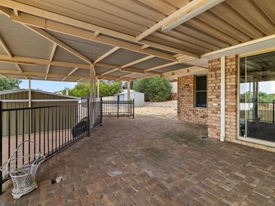 3 Pelican Place, Australind WA 6233