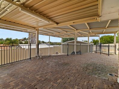 3 Pelican Place, Australind WA 6233