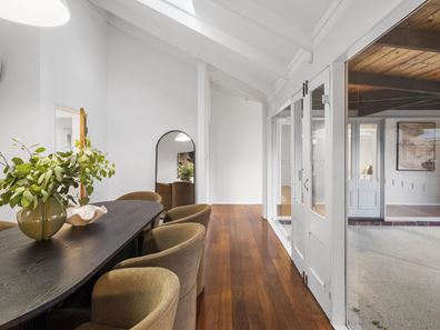 73A Thompson Road, North Fremantle WA 6159