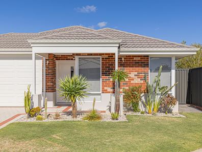 23 Simcoe Way, Caversham WA 6055