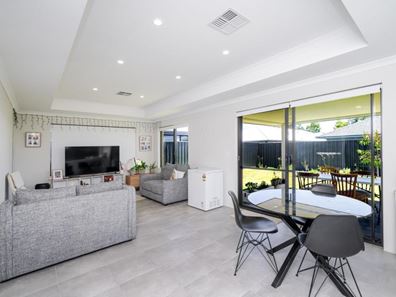 41 Stringybark Loop, Coodanup WA 6210