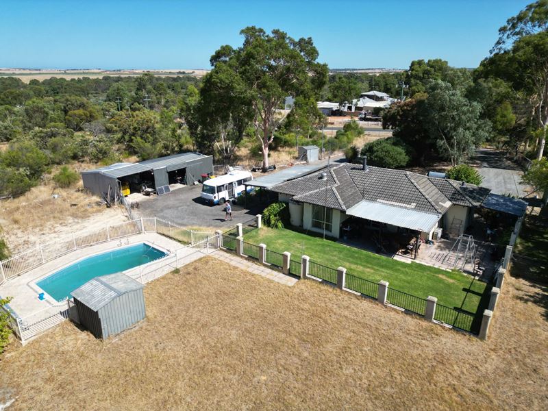 45 Hilltop Rise, Woodridge WA 6041