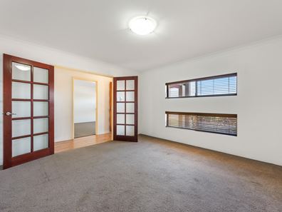 47 Derna Parade, Wandina WA 6530