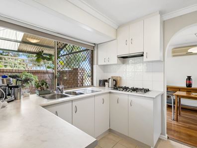 1/32 Ostend Road, Scarborough WA 6019