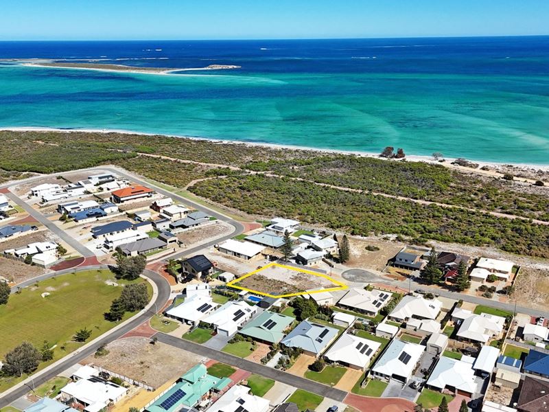 25 Coubrough Place, Jurien Bay WA 6516