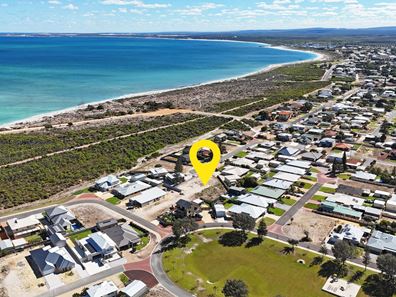 25 Coubrough Place, Jurien Bay WA 6516