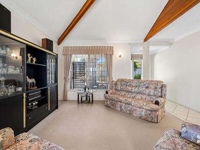 31b Heatherlea Parkway, Leeming WA 6149
