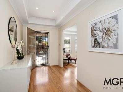 24 Latham Street, Alfred Cove WA 6154