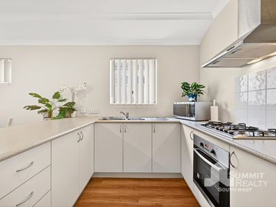 20/76 Blue Wren Drive, Eaton WA 6232