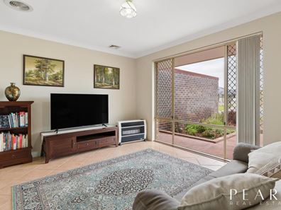 4 Lifu Court, Cooloongup WA 6168