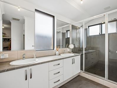 31 Lochern Road, Baldivis WA 6171